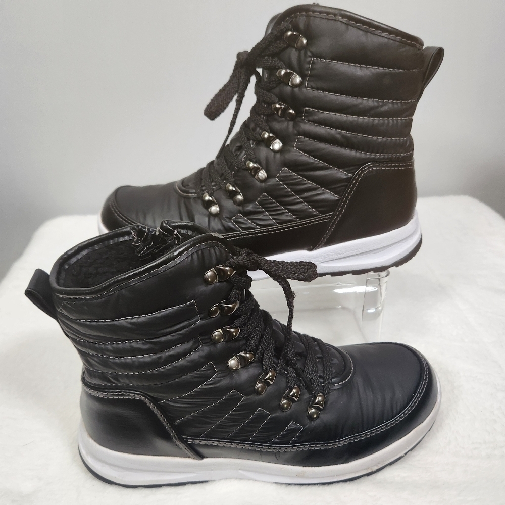 Weatherproof Black Winter Rain Boots with Quilted Design Size 7